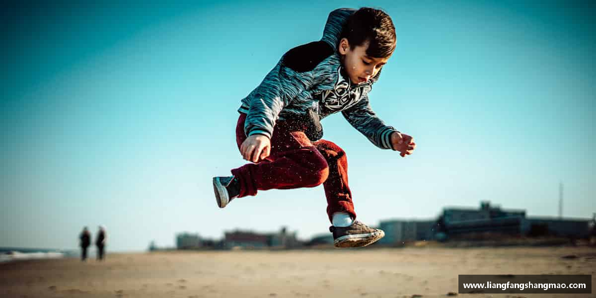 谈球吧中国超越极限，挑战所有困难。